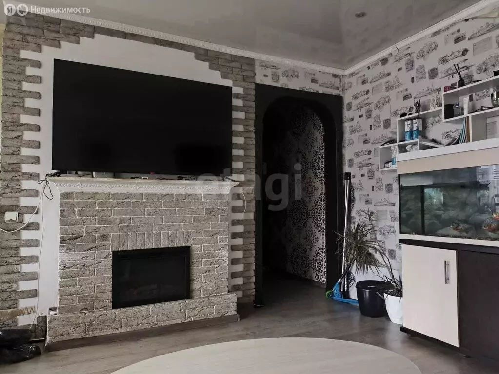 3-комнатная квартира: Киселёвск, улица Гагарина, 27 (56.8 м) - Фото 1