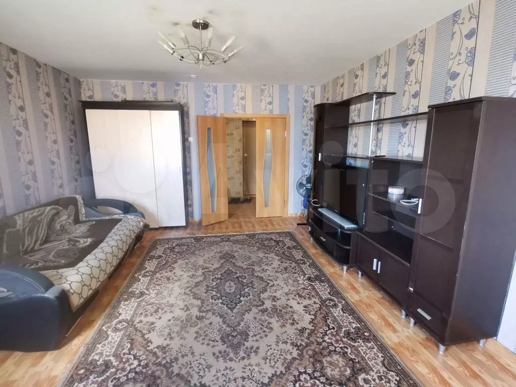 1-к. квартира, 46 м, 5/10 эт. - Фото 1
