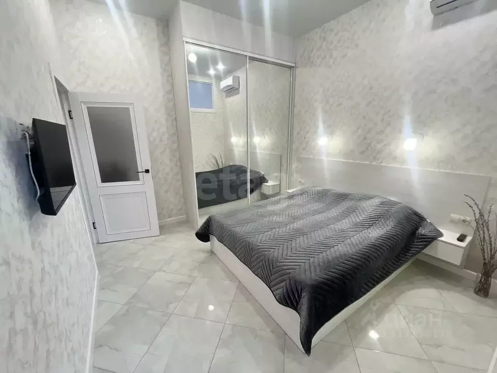 2-к кв. Краснодарский край, Геленджик Крымская ул., 22к11 (76.9 м) - Фото 1