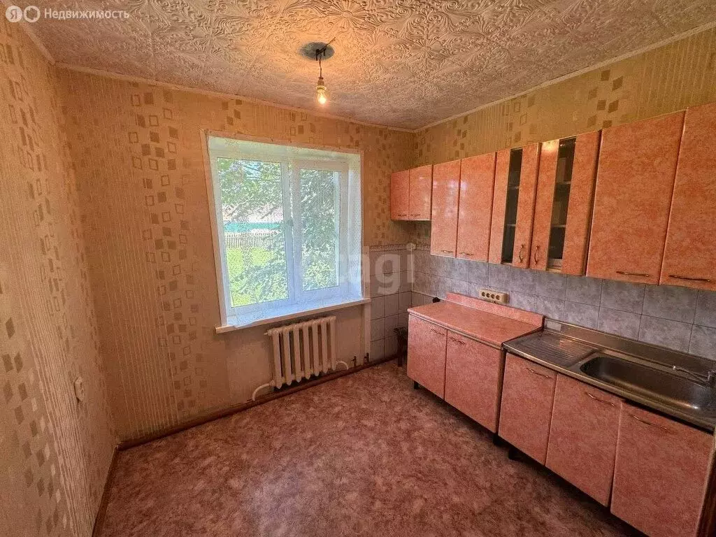 3-комнатная квартира: село Кызыл-Озек, Советская улица, 73 (52.3 м) - Фото 1