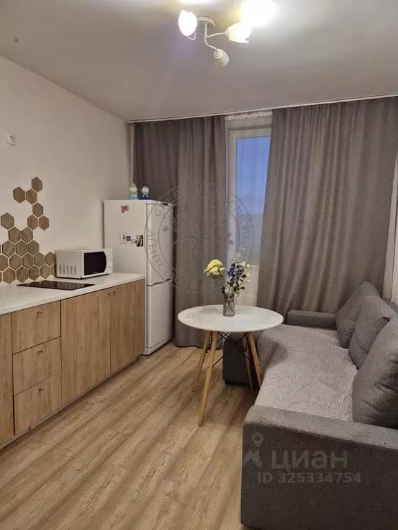 1-к кв. Свердловская область, Екатеринбург ул. Академика Парина, 45 ... - Фото 1