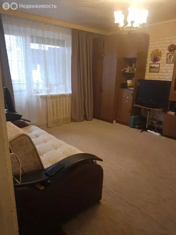 2-комнатная квартира: Череповец, улица Краснодонцев, 55 (50 м) - Фото 0