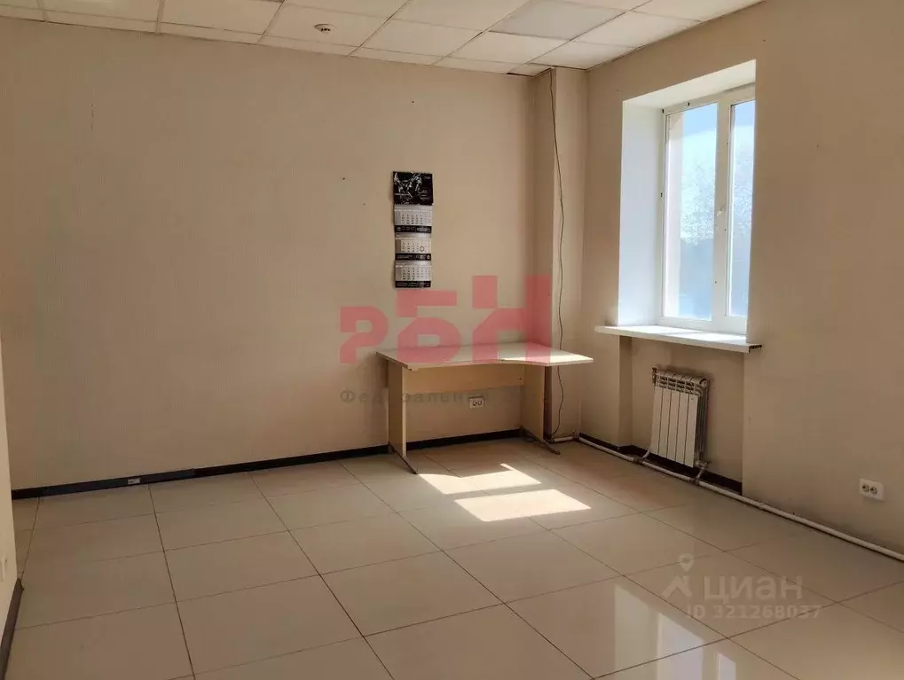 Офис в Свердловская область, Екатеринбург ул. Черняховского, 57 (73 м) - Фото 1