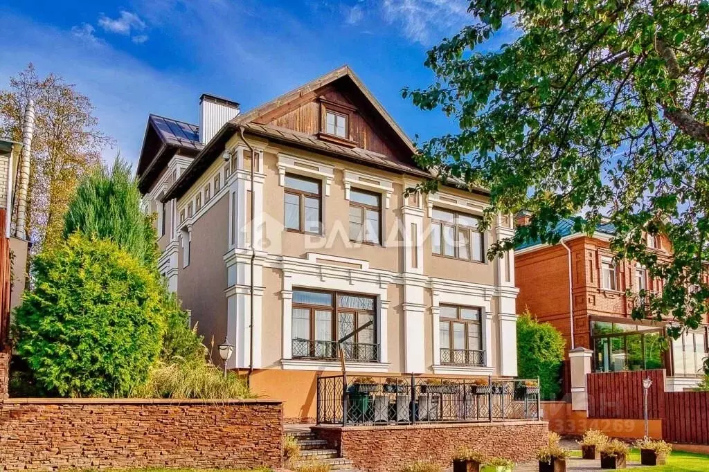 Дом в Владимирская область, Владимир Вознесенская ул., 10Г (330 м) - Фото 1