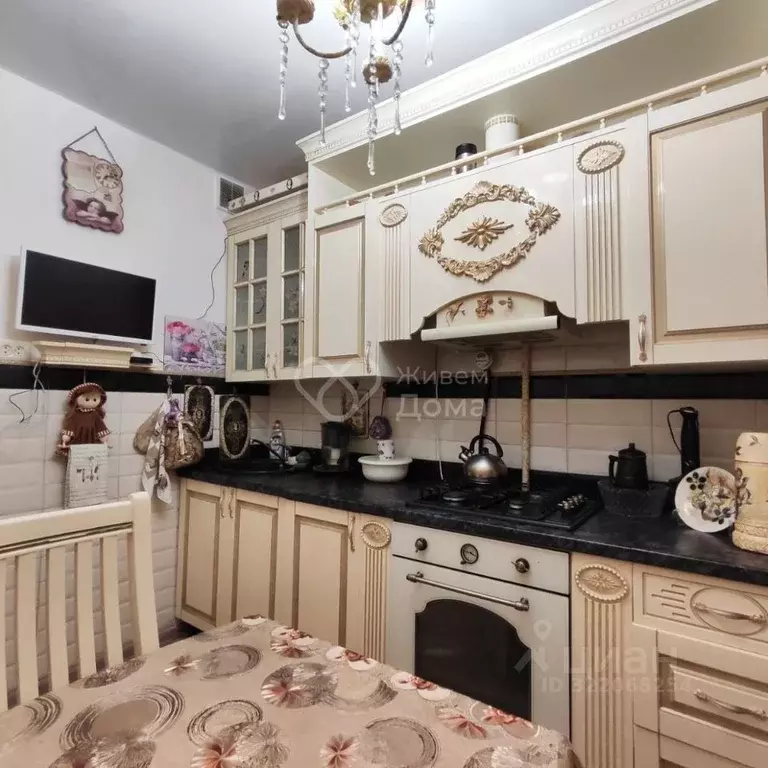 2-к кв. Волгоградская область, Волгоград наб. Волжской флотилии, 37 ... - Фото 2