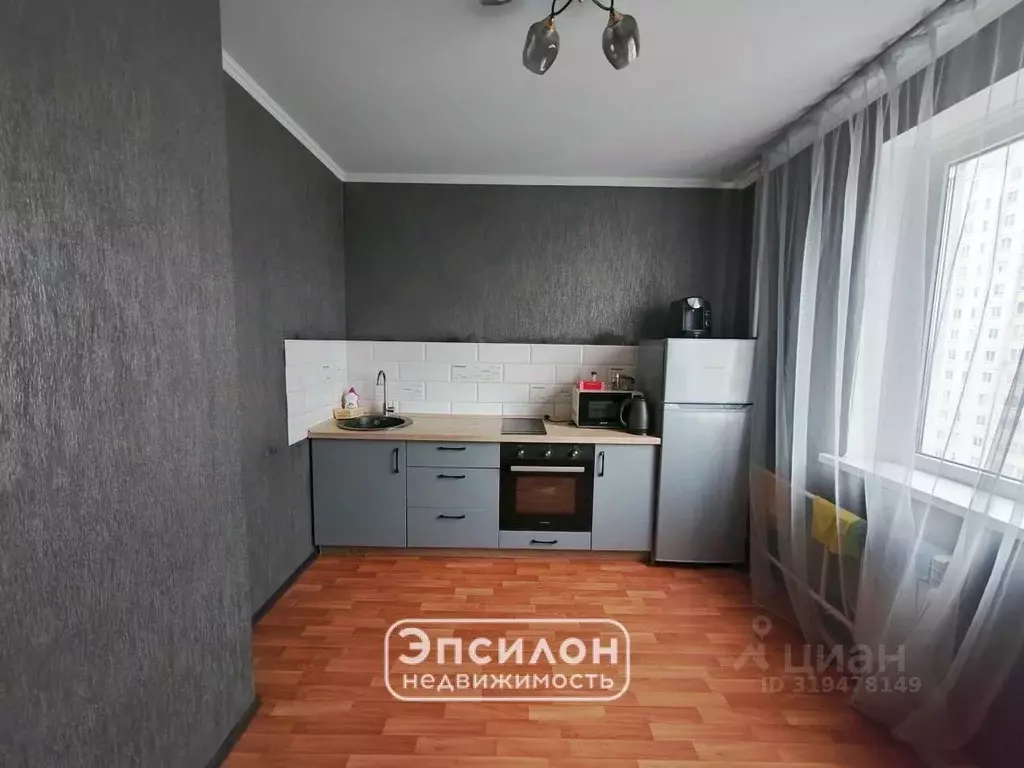 1-к кв. Курская область, Курск просп. Вячеслава Клыкова, 13 (38.56 м) - Фото 0