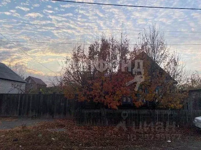 Дом в Астраханская область, Астрахань ул. 8-я Железнодорожная (60 м) - Фото 1
