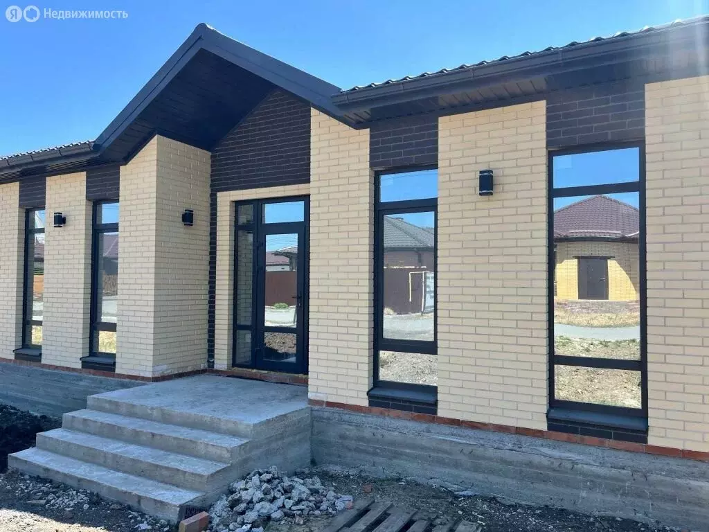 Дом в Ростов-на-Дону, Сосновая улица (120 м) - Фото 1