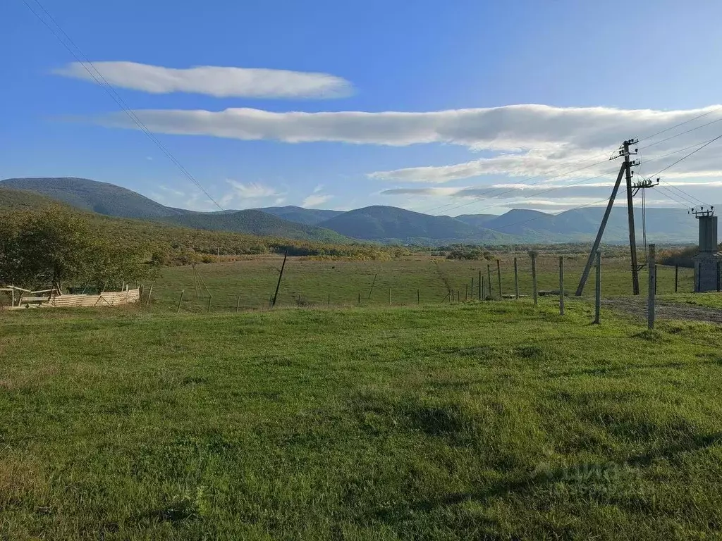 Участок в Севастополь с. Новобобровка, ул. Гористая, 7 (10.0 сот.) - Фото 1
