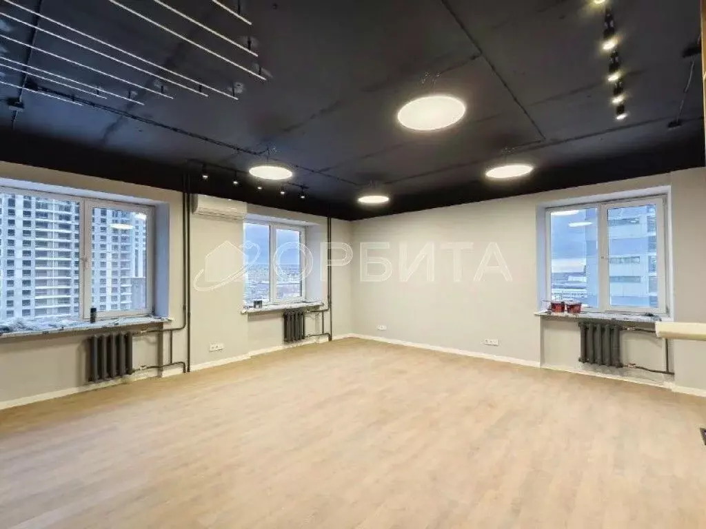 Офис в Тюменская область, Тюмень Одесская ул., 9 (34 м) - Фото 1