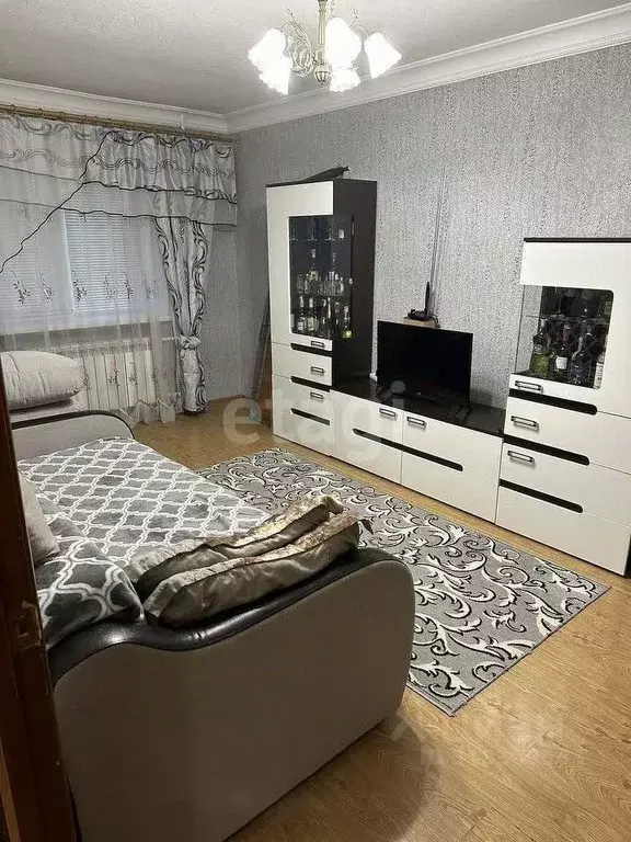 2-к кв. Белгородская область, Белгород ул. Макаренко, 4а (43.4 м) - Фото 0