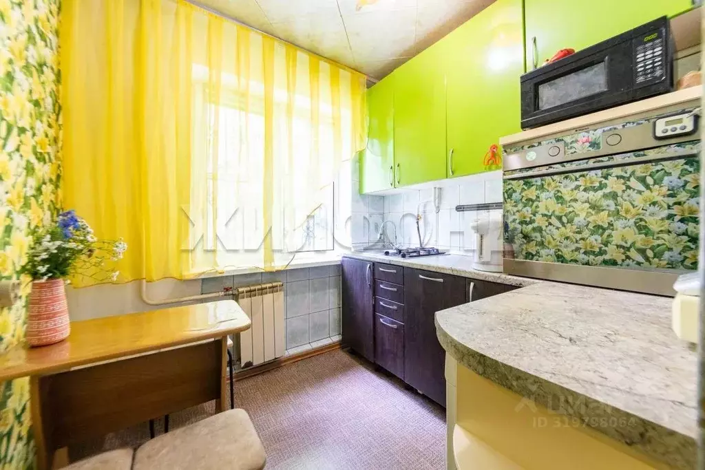3-к кв. Хабаровский край, Хабаровск Костромская ул., 54 (61.3 м) - Фото 0