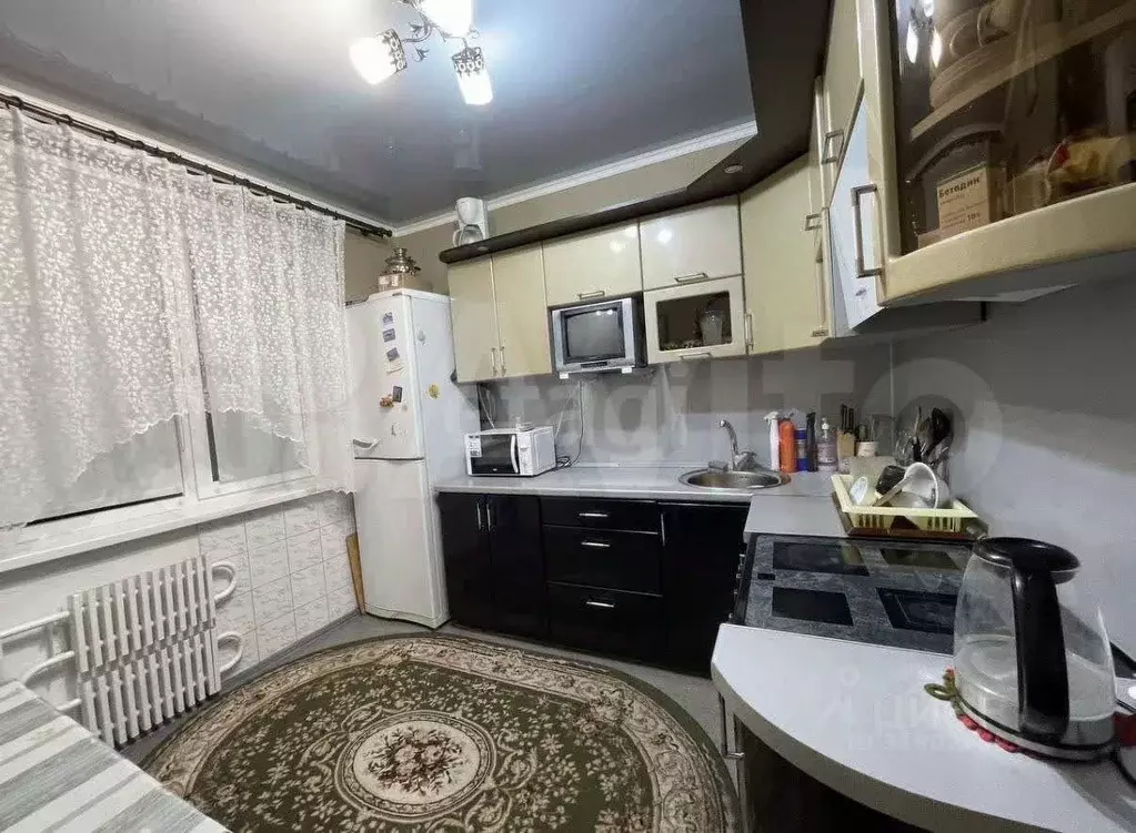 3-к кв. Белгородская область, Старый Оскол Королева мкр, 9 (63.0 м) - Фото 0
