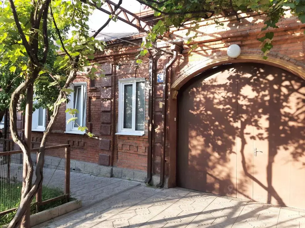 Дом в Северная Осетия, Владикавказ ул. Серобабова, 13 (174 м) - Фото 2