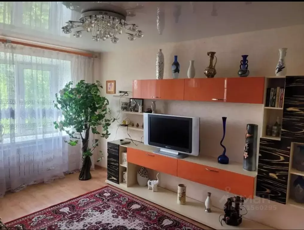 2-к кв. Чувашия, Канаш Канашская ул., 4 (52.0 м) - Фото 1