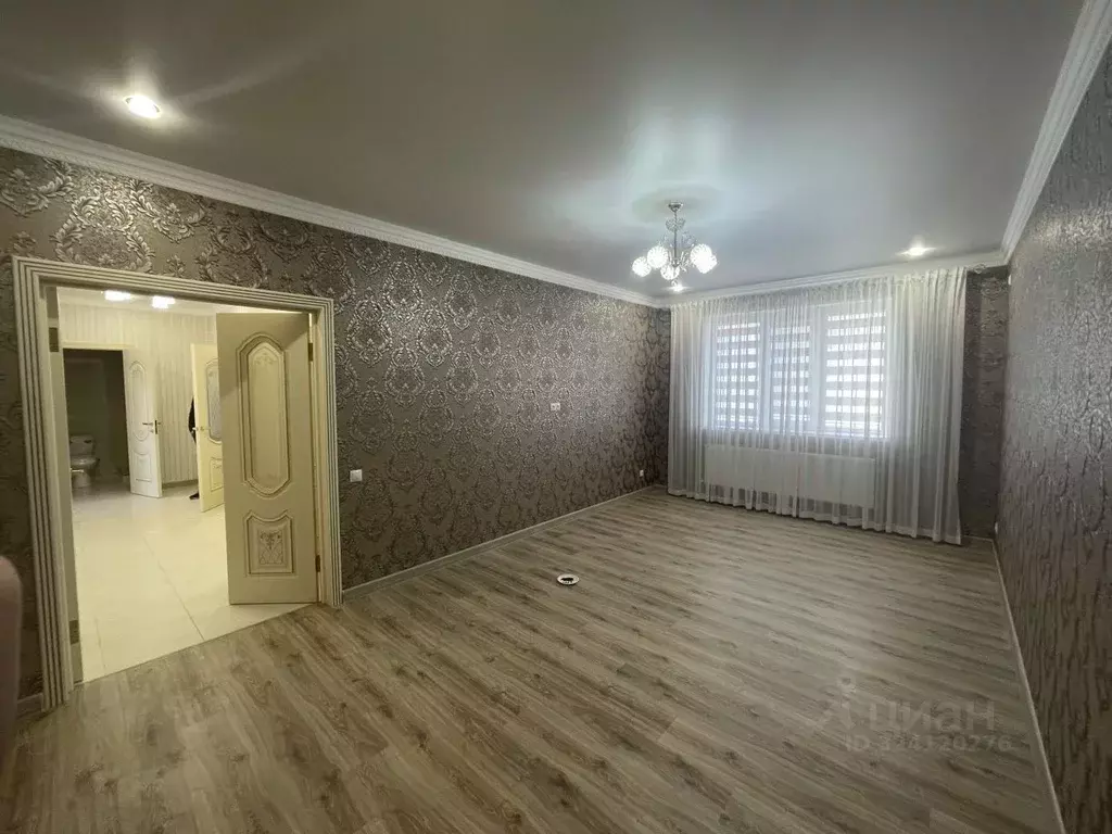 2-к кв. Кабардино-Балкария, Нальчик ул. Шогенова (64.5 м) - Фото 0