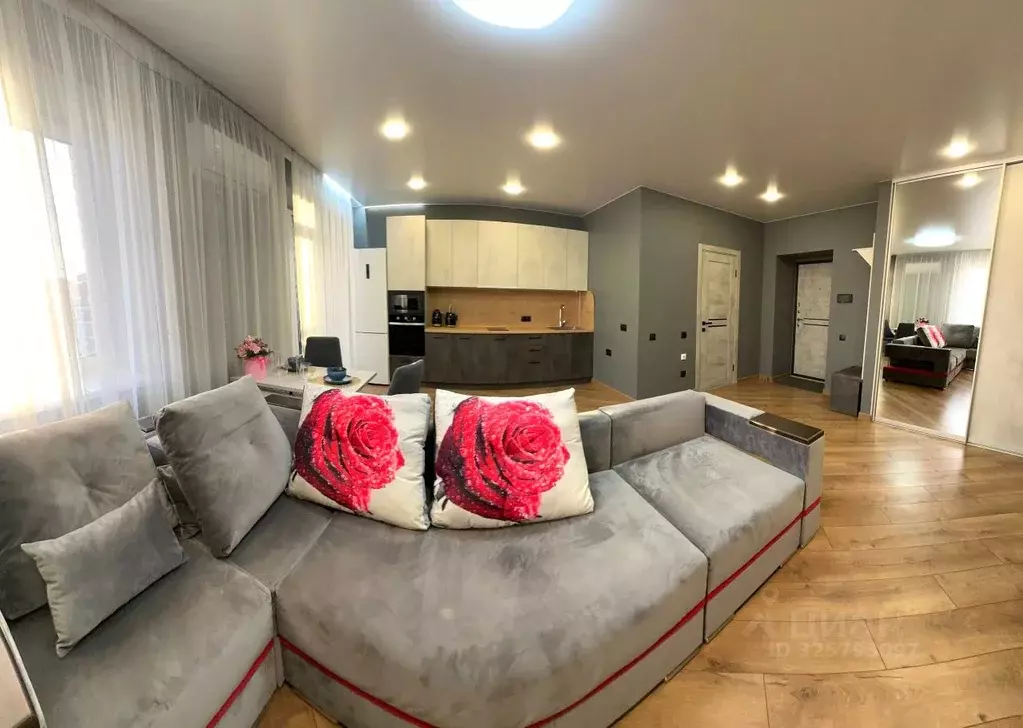 2-к кв. Алтайский край, Барнаул ул. Антона Петрова, 221Д (52.8 м) - Фото 1