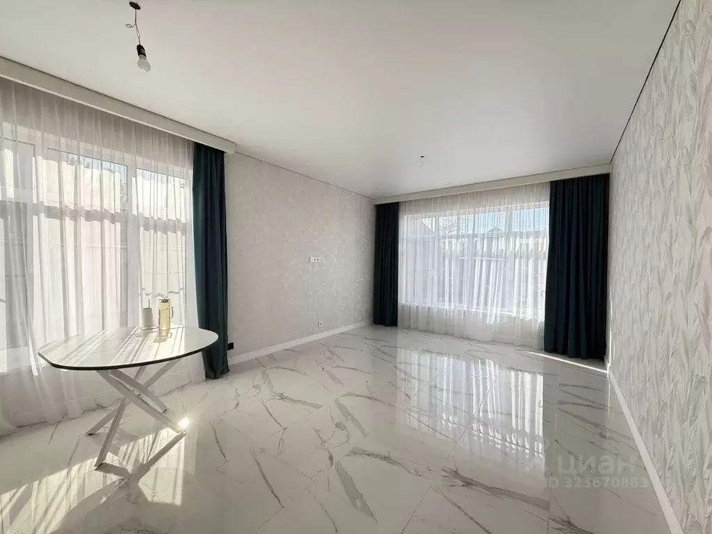 Дом в Астраханская область, Астрахань ул. 2-я Мелитопольская (107 м) - Фото 1