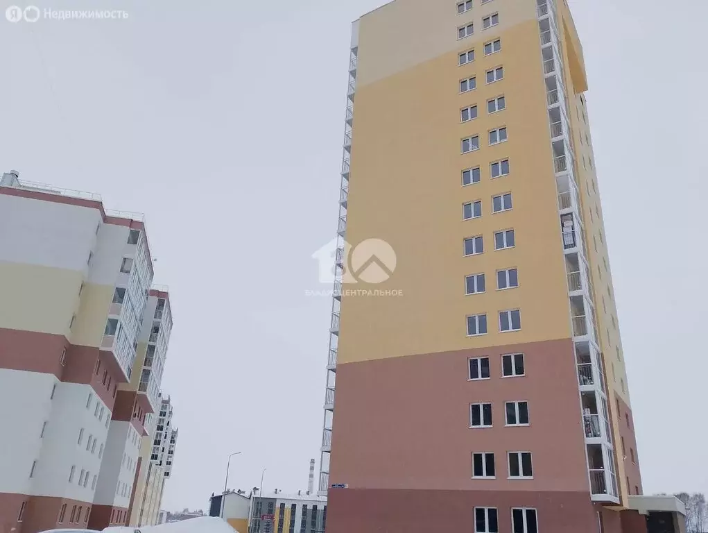 3-комнатная квартира: Кемерово, бульвар Строителей, 69А (61.6 м) - Фото 1