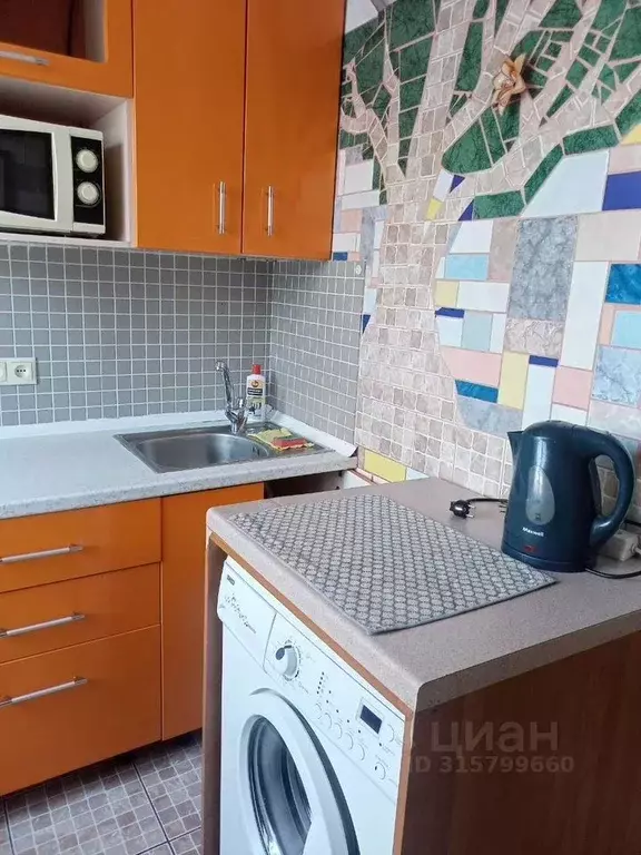 2-к кв. Омская область, Омск ул. Серова, 26а (46.0 м) - Фото 1