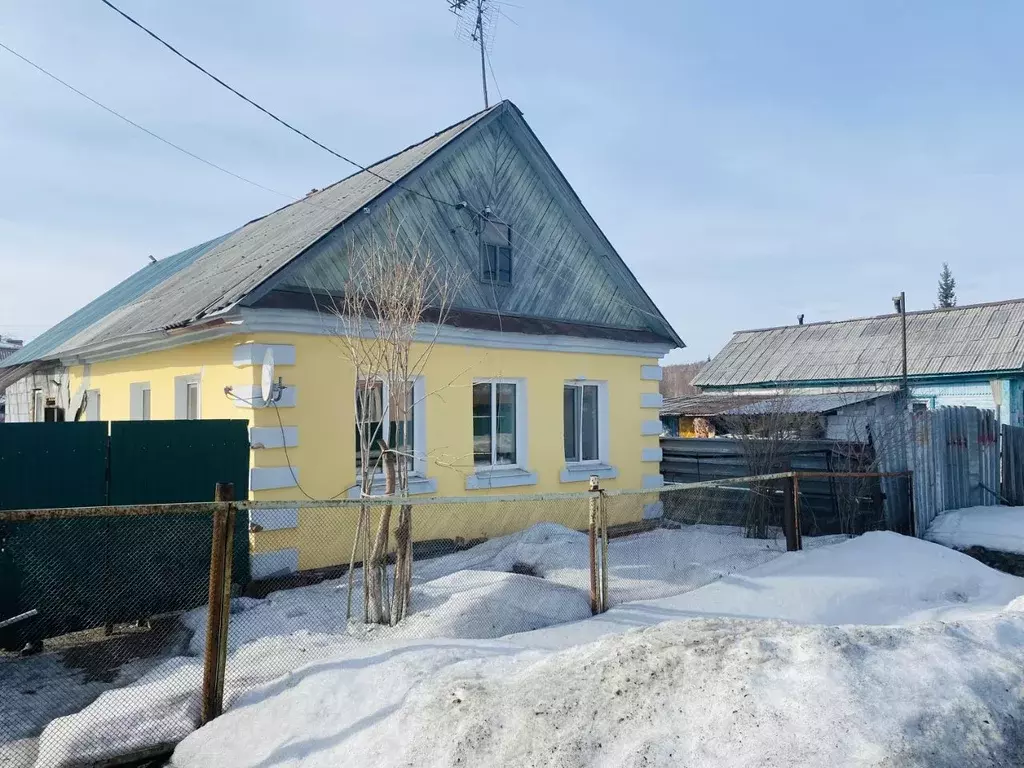 Дом в Свердловская область, Екатеринбург муниципальное образование, ... - Фото 0