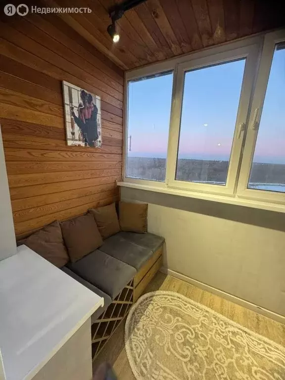 1-комнатная квартира: Брянск, улица Есенина, 22 (38 м) - Фото 1