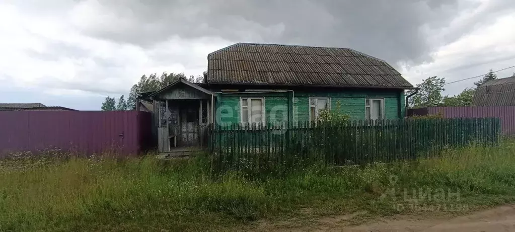 Дом в Смоленская область, Рославльский муниципальный округ, Остерское ... - Фото 1