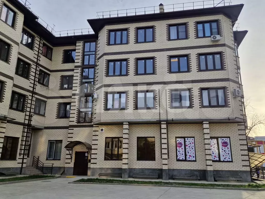 1-к. квартира, 42 м, 2/4 эт. - Фото 1