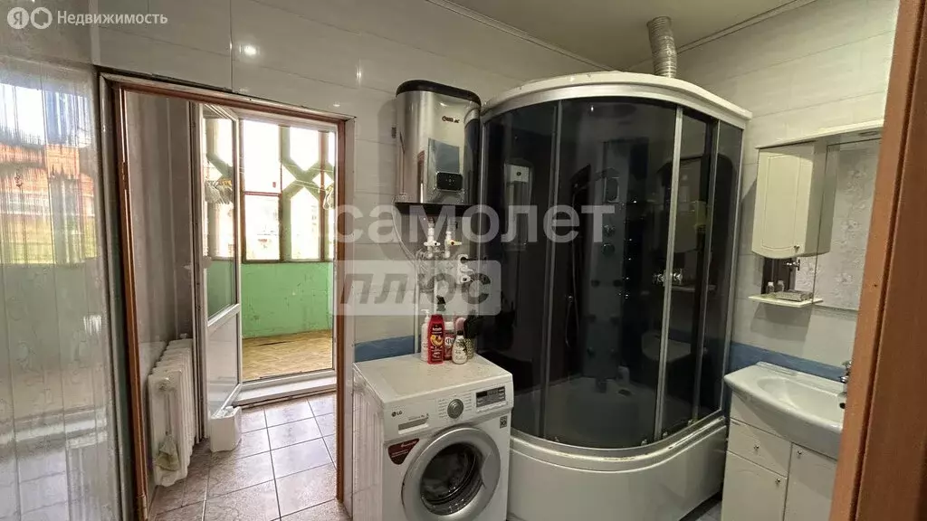 2-комнатная квартира: Астрахань, улица Софьи Перовской, 99к1 (106.6 м) - Фото 1