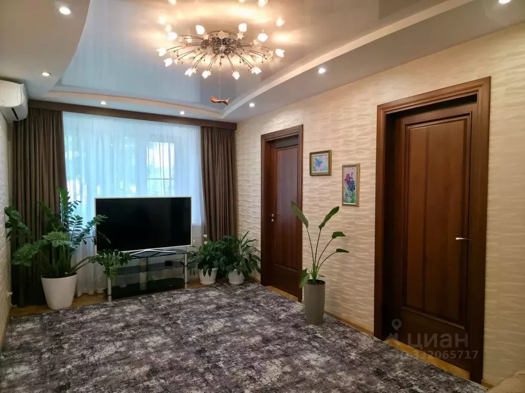 3-к кв. Липецкая область, Лебедянь Шоссейный проезд, 3 (60.0 м) - Фото 1