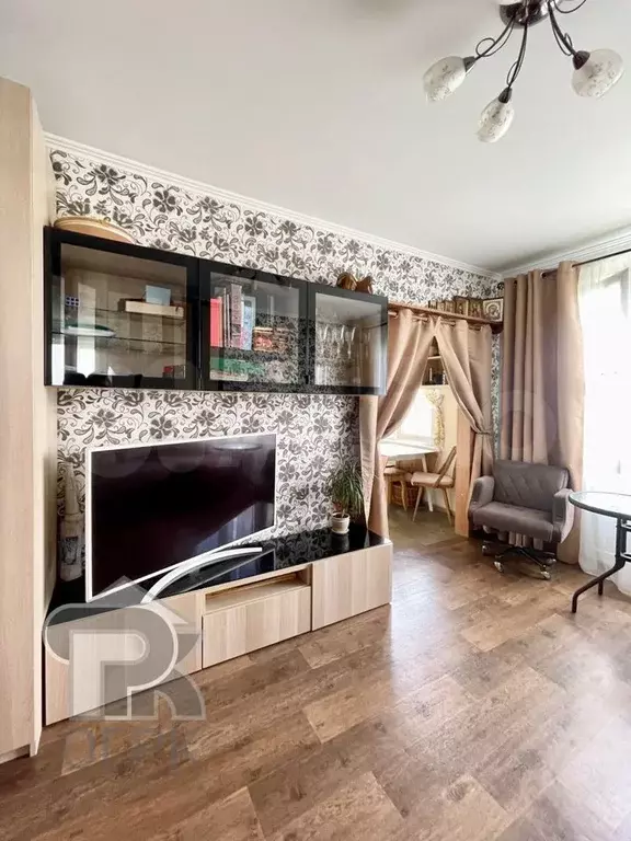 3-к. квартира, 50 м, 9/9 эт. - Фото 1