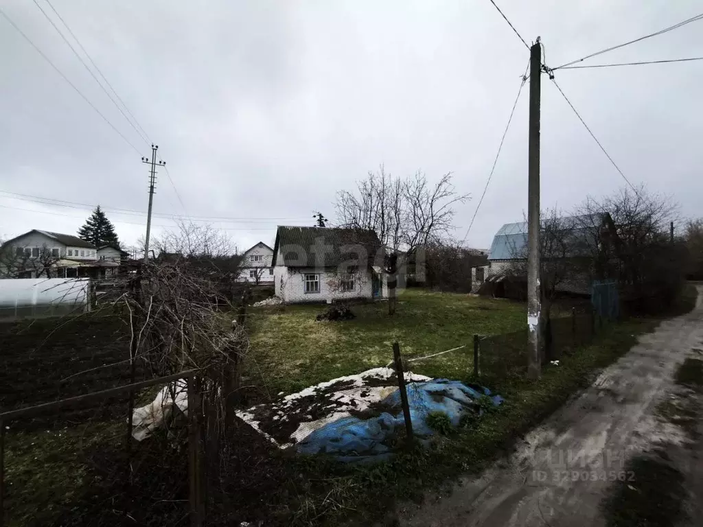 Дом в Брянская область, Брянск Коммунальник садовое общество,  (48 м) - Фото 1