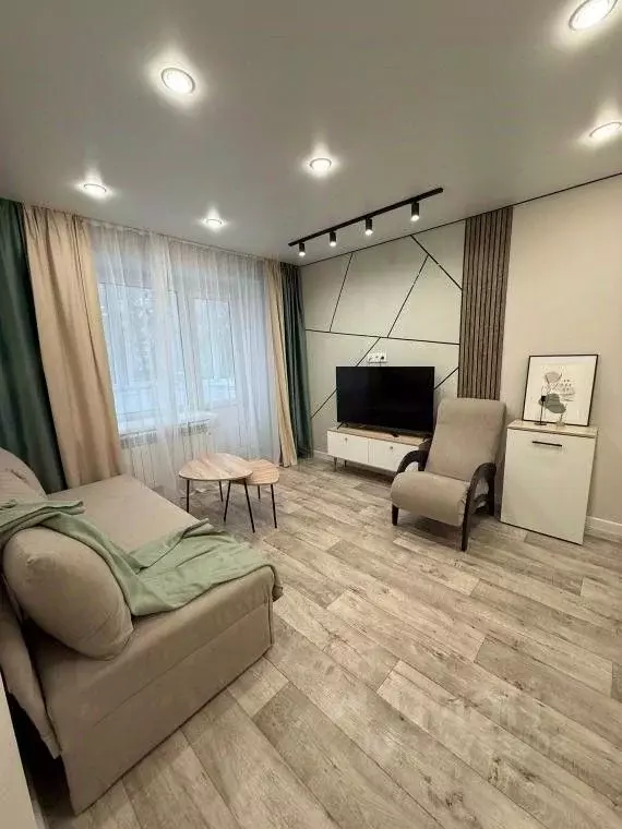 1-к кв. Татарстан, Зеленодольск ул. Фрунзе, 26 (33.0 м) - Фото 2