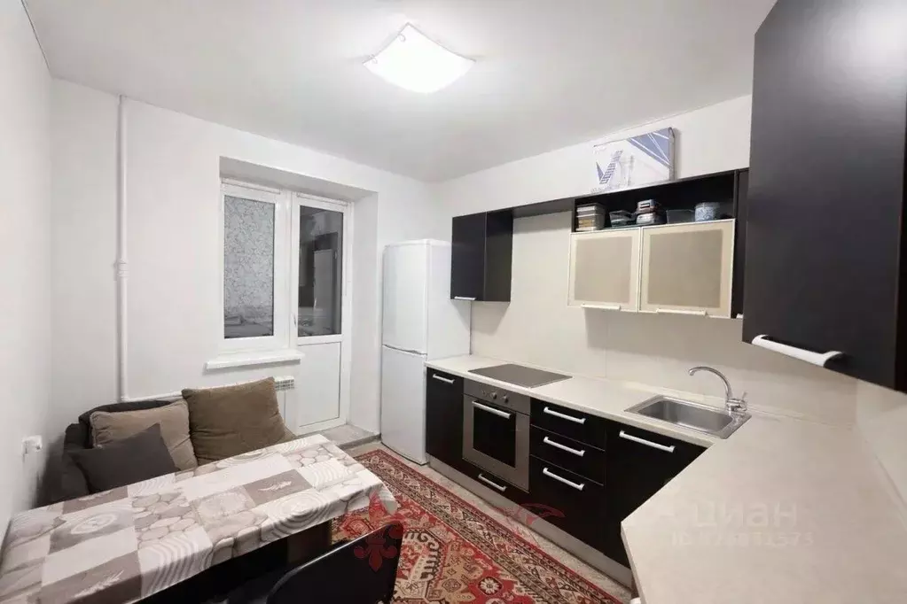 2-к кв. Белгородская область, Белгород Славянская ул., 7а (52.5 м) - Фото 1