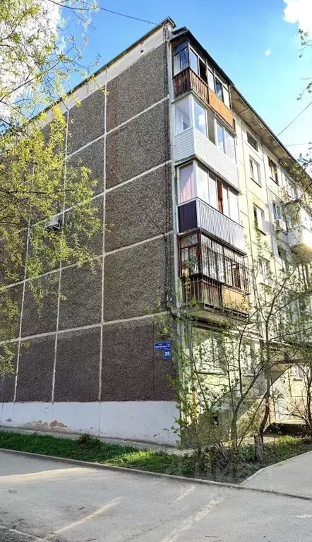 2-к кв. Пермский край, Пермь ул. Крисанова, 25 (59.2 м) - Фото 2