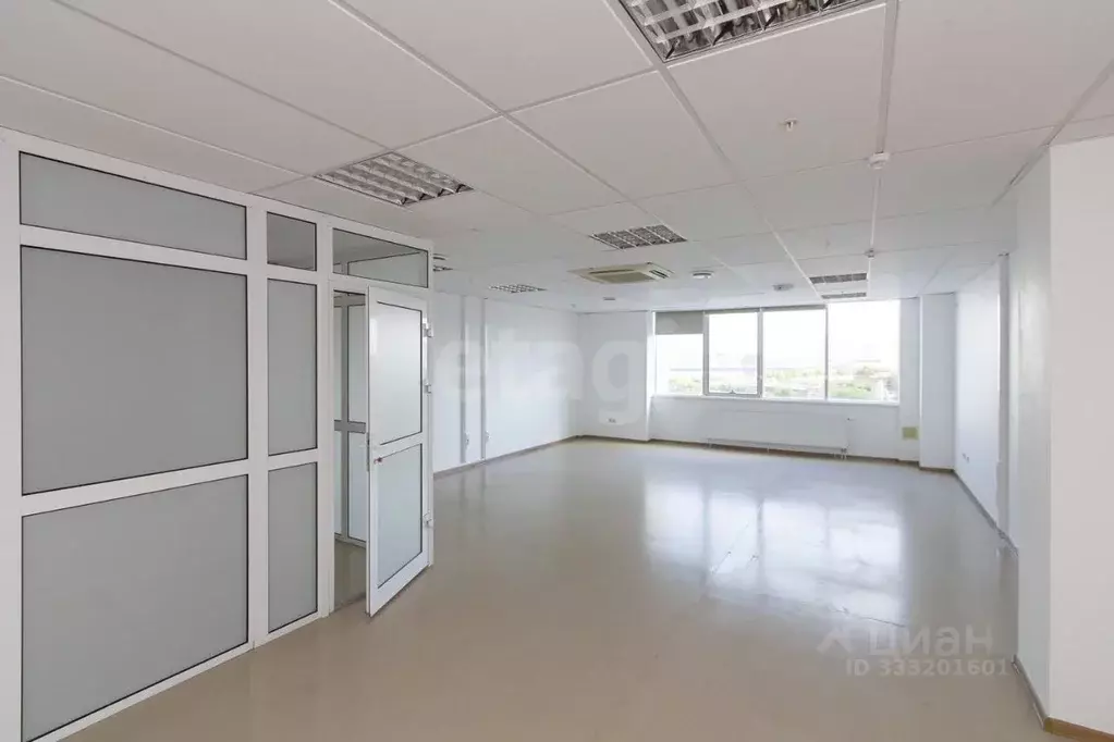 Офис в Тюменская область, Тюмень ул. Пермякова, 1с5 (58 м) - Фото 1