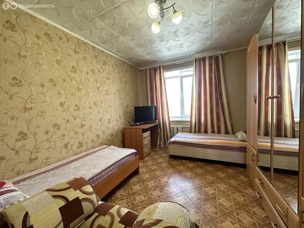 3-комнатная квартира: Березники, 2 (69.6 м) - Фото 1