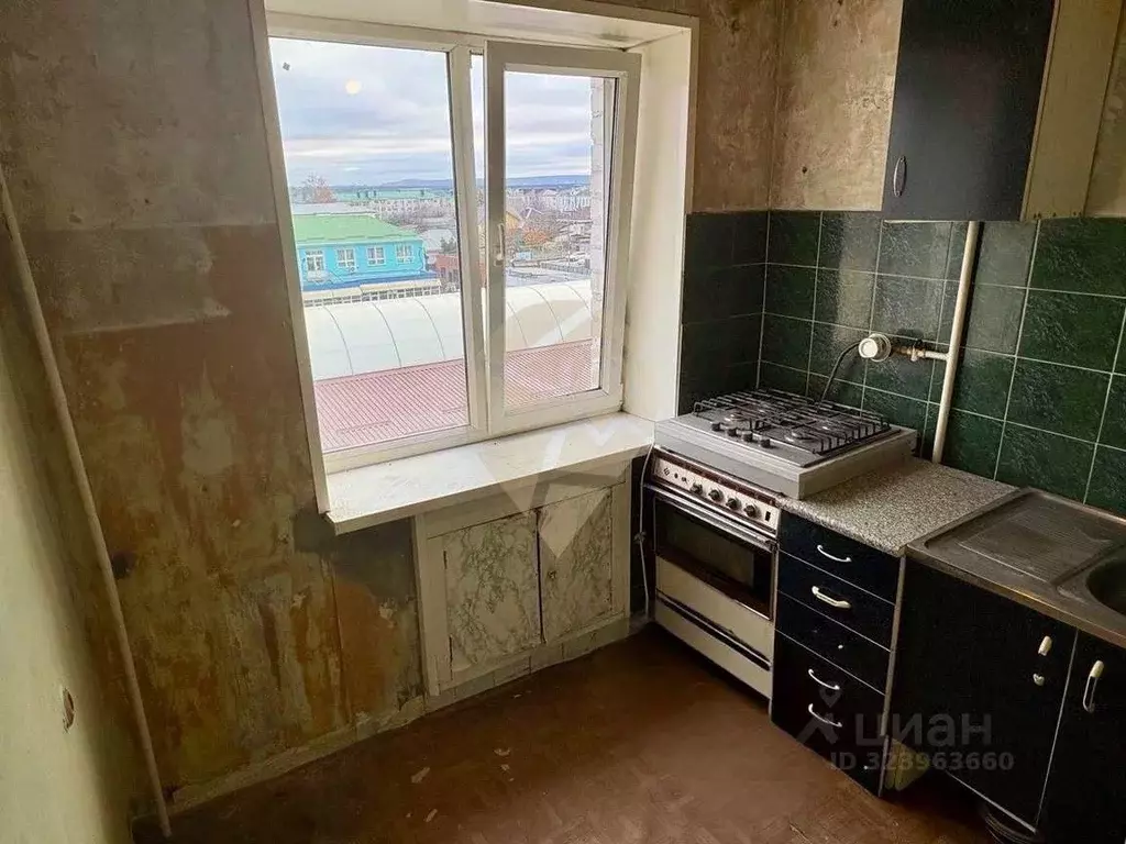 3-к кв. Белгородская область, Губкин Пролетарская ул., 4 (50.7 м) - Фото 2