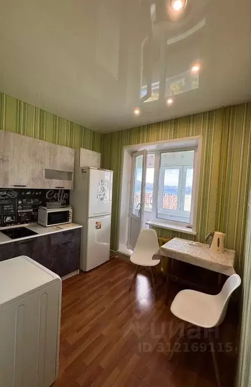 1-к кв. Магаданская область, Магадан Флотская ул., 22 (35.0 м) - Фото 1