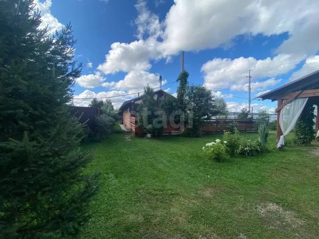 Дом в Свердловская область, Горноуральский муниципальный округ, с. ... - Фото 1