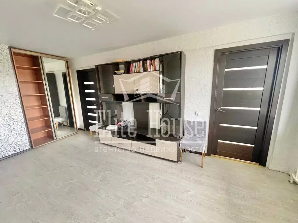 4-к кв. Калужская область, Малоярославецкий муниципальный округ, с. ... - Фото 2