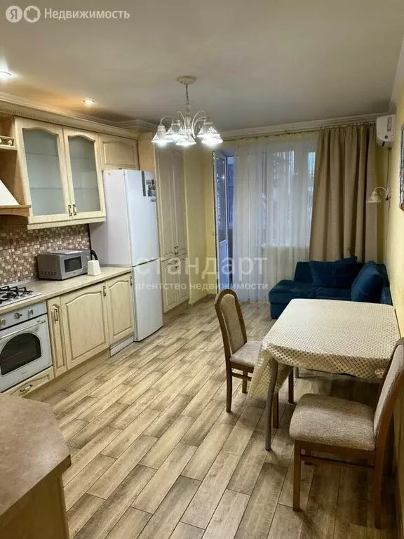 1-комнатная квартира: Ессентуки, Октябрьская площадь, 31Б (52 м) - Фото 1