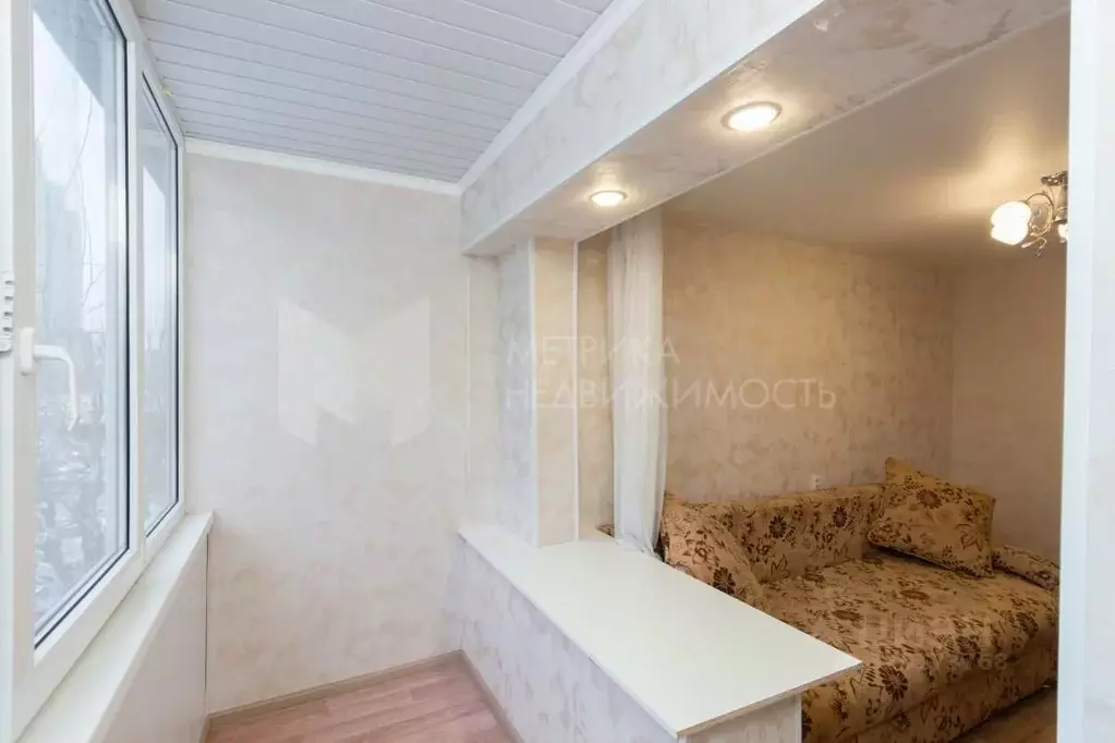 Студия Тюменская область, Тюмень ул. Мельникайте, 113 (13.3 м) - Фото 1