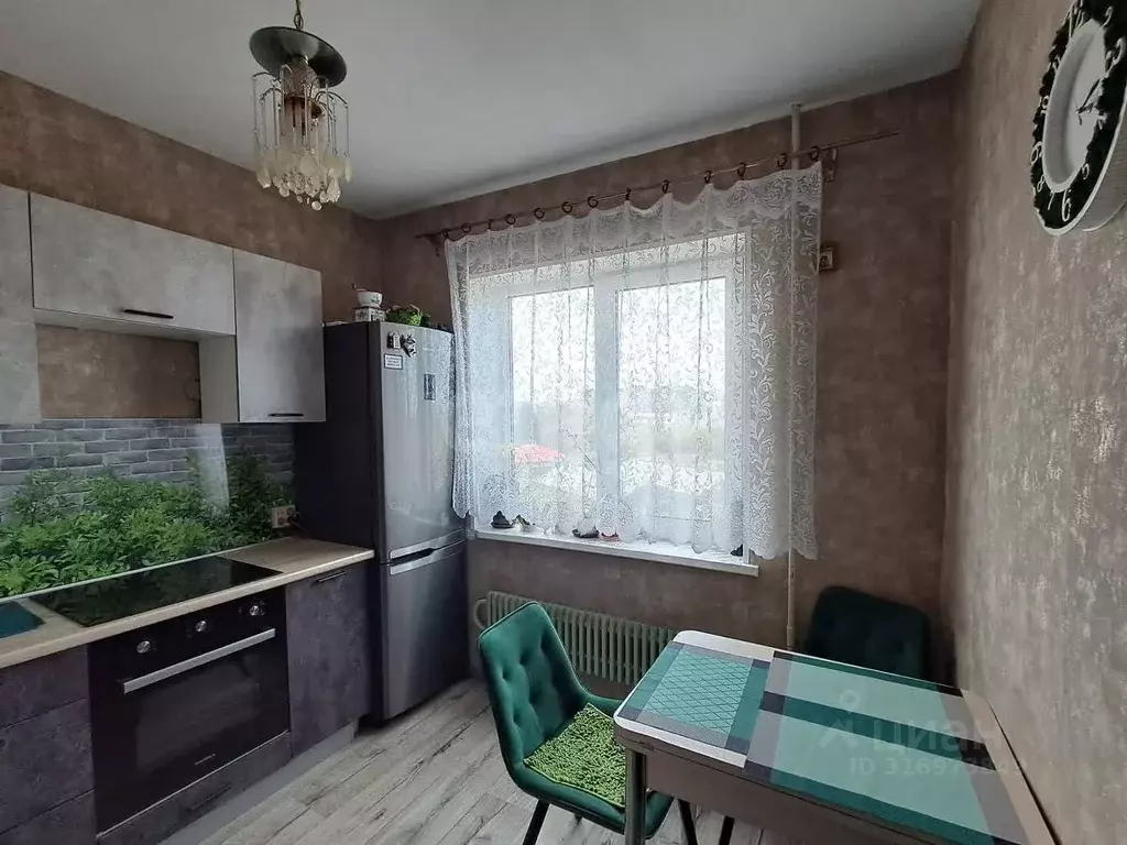 2-к кв. Челябинская область, Озерск ул. Монтажников, 54 (57.3 м) - Фото 1