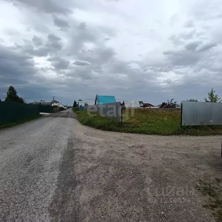 Участок в Тюменская область, Тюмень Садовое товарищество Липовый ... - Фото 1