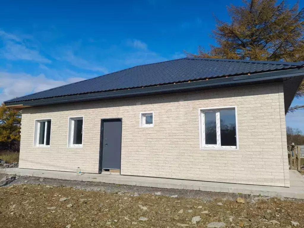 Дом в Сахалинская область, Южно-Сахалинск  (100 м) - Фото 1