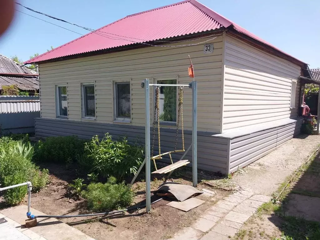 Дом в Саратовская область, Курдюм ст. ул. Железнодорожная, 33 (84 м) - Фото 0
