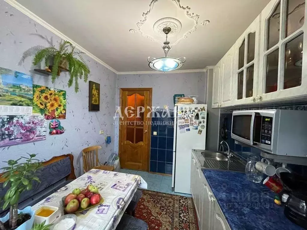 3-к кв. Белгородская область, Старый Оскол Комсомольский просп., 35 ... - Фото 2