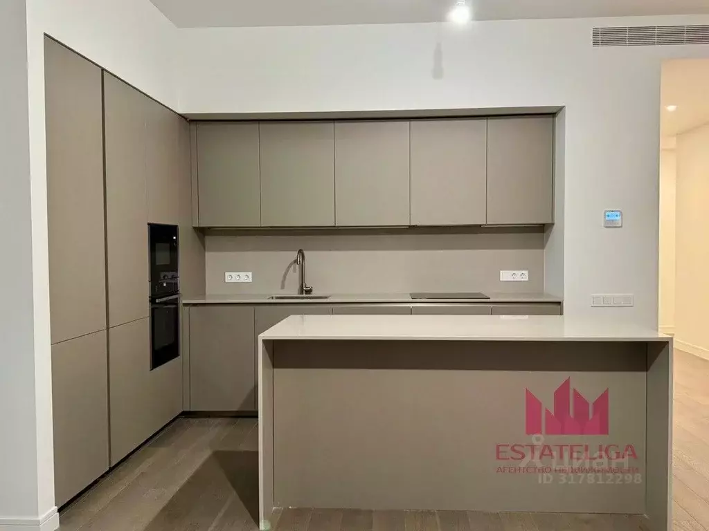 3-к кв. Москва ул. Костикова, 4к1 (164.0 м) - Фото 1