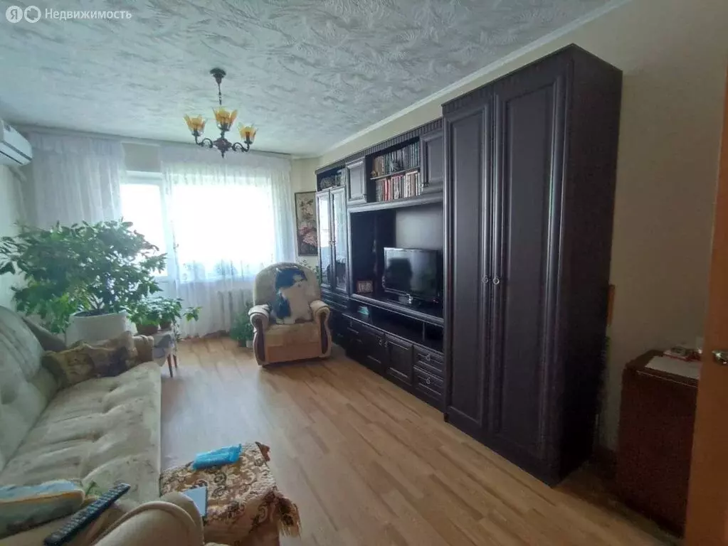 3-комнатная квартира: Омск, Заозёрная улица, 40 (63 м) - Фото 1